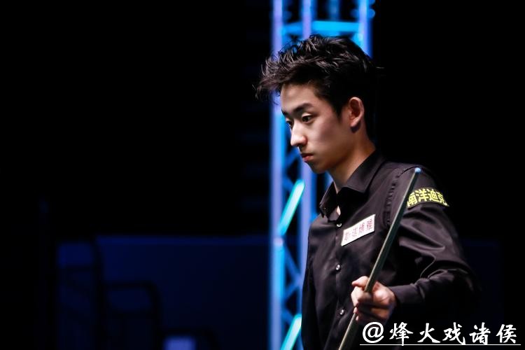 吴宜泽6-0零封霍金斯 强势挺进斯诺克国锦赛四强 吴宜泽6-0零封霍金斯 强势挺进斯诺克国锦赛四强