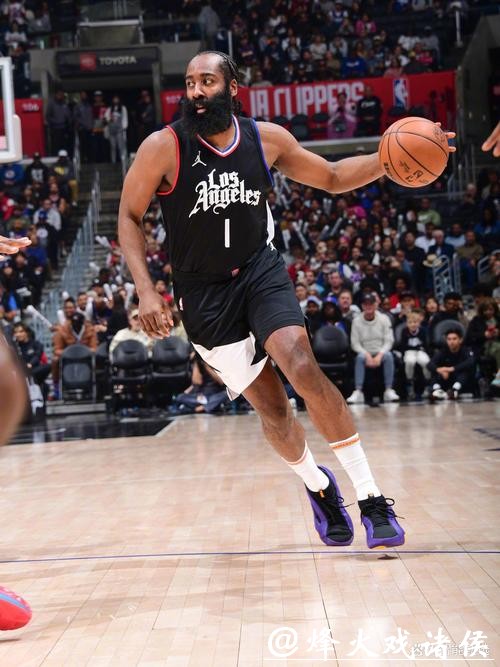 哈登里程悲快船不敌独行侠 无核雄鹿轻取奇才 哈登里程悲快船不敌独行侠 无核雄鹿轻取奇才